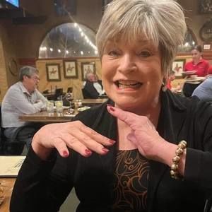 Meet your Posher, Robin